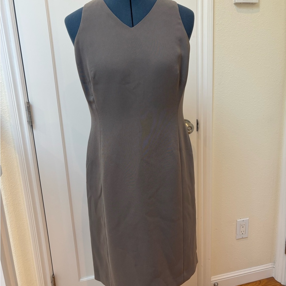 Vince Camuto Grey Sleeveless Midi Dress
